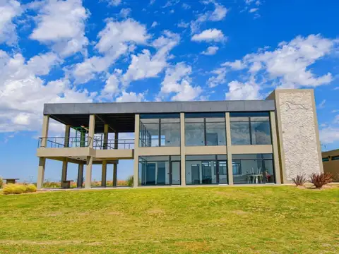 Terreno en Venta 44  mts Fondo