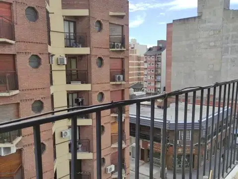 DEPARTAMENTO 3 AMBIENTES CON COCHERA