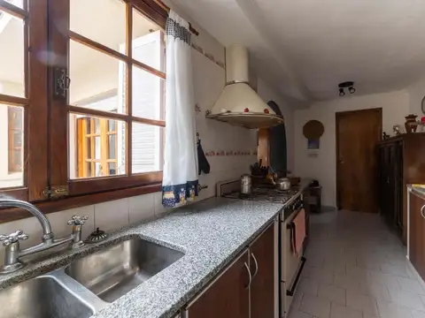 Depto Tipo Casa 4 ambientes con 3 baños