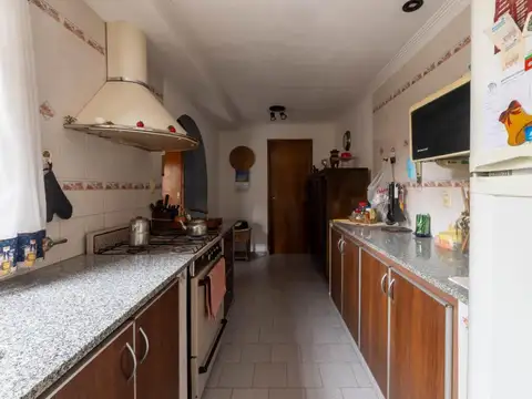Depto Tipo Casa en Venta con 1 cocheras