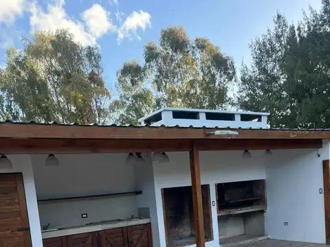 Casa en Alquiler - 3 Dormitorios 3 Baños - 822mts - Mar Del Plata - Rumencó