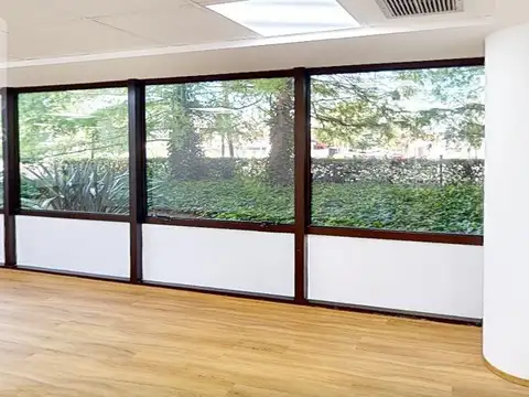 Oficina en Alquiler 23 años