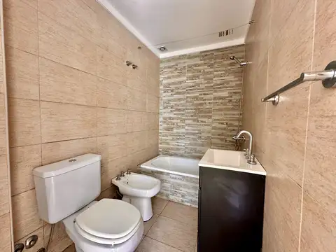 Departamento en Alquiler en Caseros, $ 520.000
