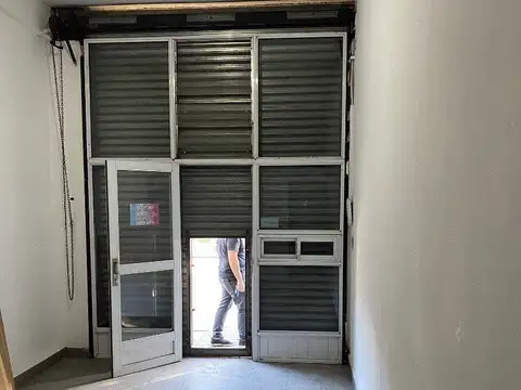 Galpon en Venta 10  mts Frente