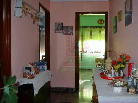 CASA MULTIFAMILIAR CON LOCAL, VENTA EN BECCAR