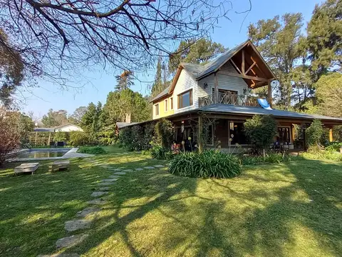 NUEVO VALOR - Quinta a la venta - cuatro dormitorios