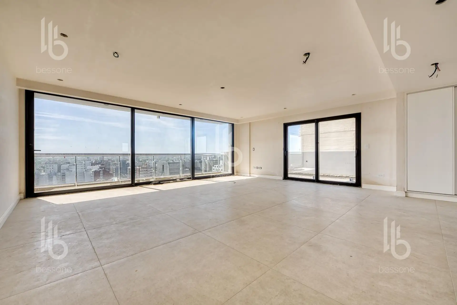 Departamento 4 amb en construcción, 181m² en La Perla Sur
