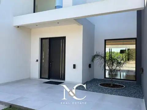Casa en Venta de 5 dormitorios