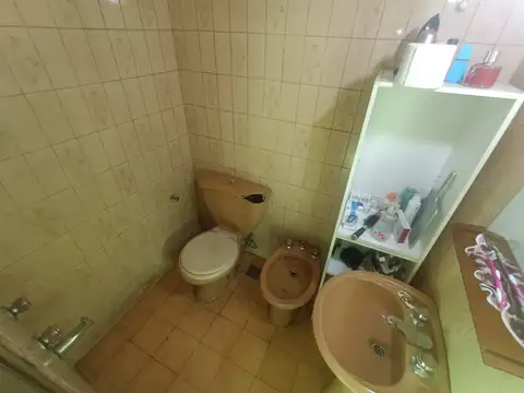 Depto Tipo Casa en Venta 70 años