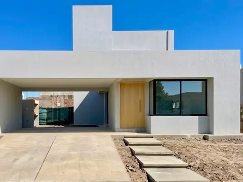 CASA EN VENTA , LAS CORTADERAS