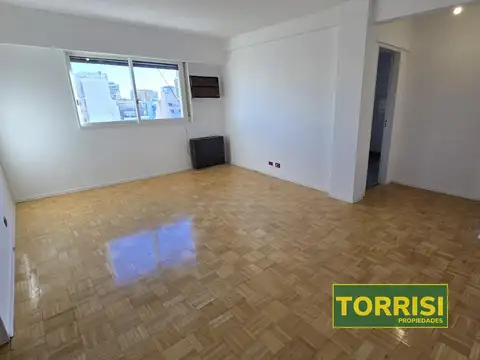 VENTA - DTO 80m2 4 AMB C/COCHERA - BACACAY 1800 - FLORES