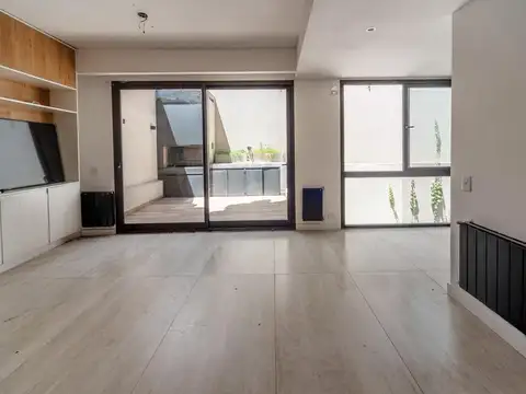 Venta Duplex 3 ambientes con cochera, terraza, patio y parrilla en Belgrano.