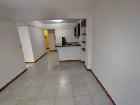 2 amb baño y toilette dormitorio en suite, balcón  vista  pulmón