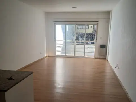 ALQUILER MONOAMBIENTE CON BALCON EN VILLA DEL PARQUE