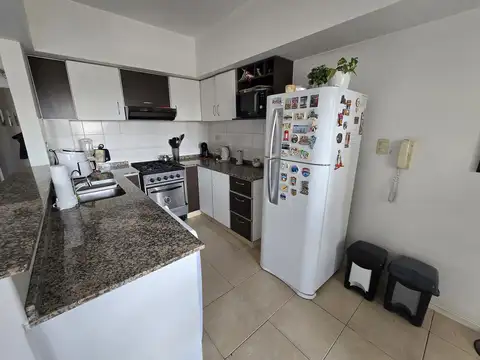 Departamento 3 ambientes con 2 baños