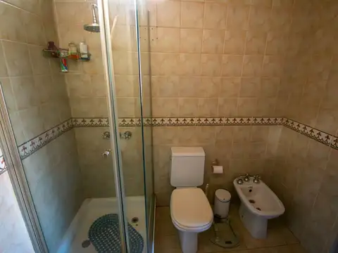 Depto Tipo Casa 4 ambientes con 2 baños