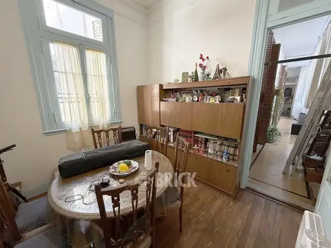 SANCHEZ DE LORIA Y AV. RIVADAVIA - 85 M2 IMPECABLE TODO SOL COCINA COMEDOR 2 BAÑOS