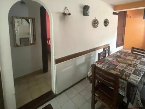 Casa 4 ambientes con 3 baños