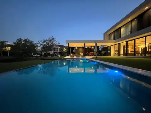 Casa en Alquiler de 5 dormitorios