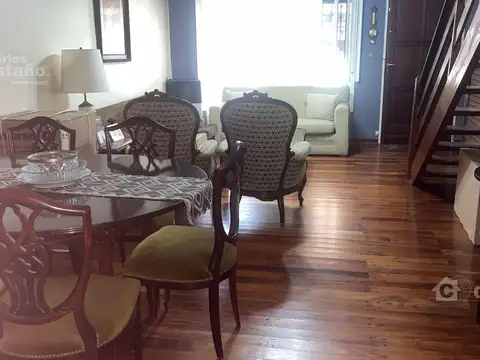 Casa 5 ambientes con 2 baños