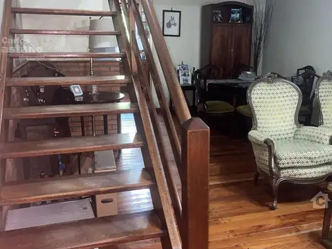 Casa en Alquiler con 1 cochera