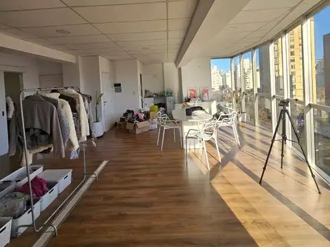Piso completo de 100 mts - Uso comercial