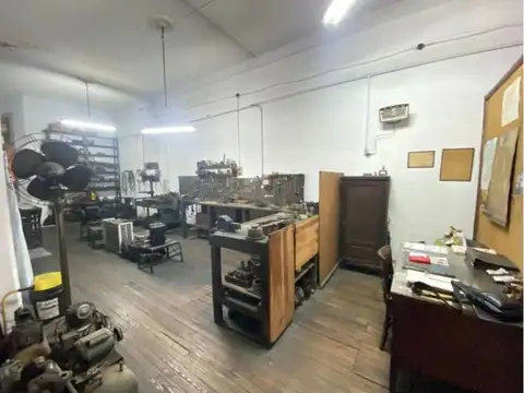 VENTA LOCAL COMERCIAL EN ALMAGRO