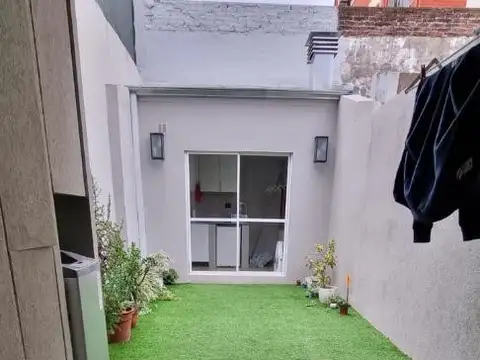 Casa en Venta en Quilmes, USD 180.000