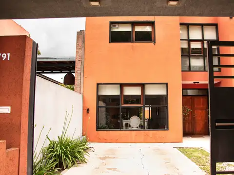 Casa en Venta en City Bell, USD 220.000