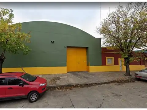 Galpón / Depósito de 600 m² + 150 m² de Oficinas – Entrada para Conteiner sobre Avenida