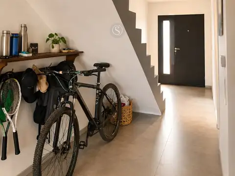 Casa  en Alquiler en San Eduardo, Pilar del Este, Pilar