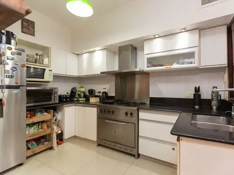 Depto Tipo Casa 4 ambientes con 2 baños