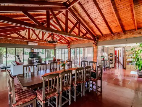 Quinta en Venta en Villa Rosa, USD 980.000