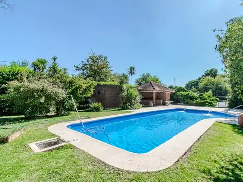 Quinta en Venta en Villa Rosa, USD 980.000
