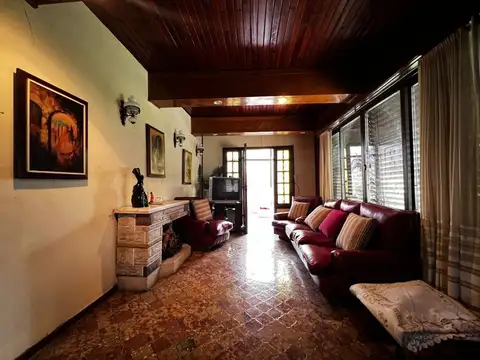 Casa en Venta en Valentin Alsina, USD 75.900