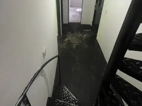 pasaje s/ nombre entre calles Volta y Brown 100