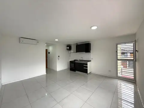Oficina en Alquiler en Haedo Sur, $ 750.000