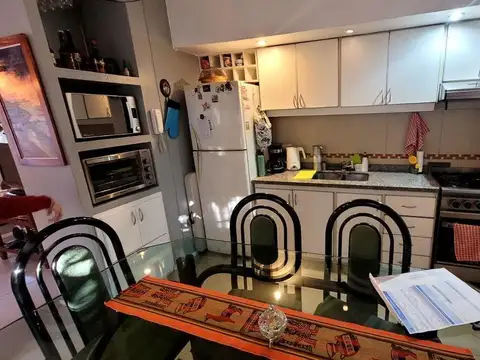 MUY BUEN DUPLEX DE 3 AMB EN COMPLEJO EN ADROGUE