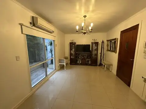 CASA P.H. 4 AMB. P.B. CON PATIO Y  PARRILLA