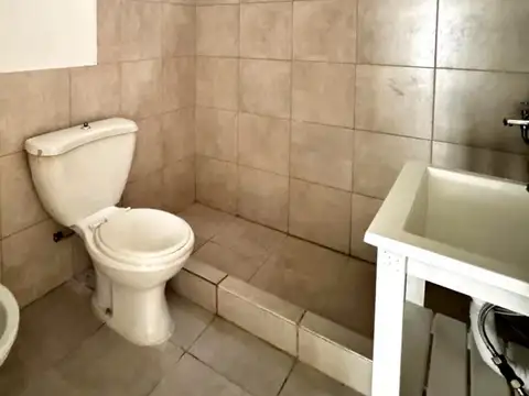 Oficina en Alquiler en Pilar, $ 280.000