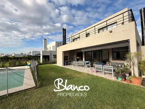 Puertos del Lago - Acacias 100