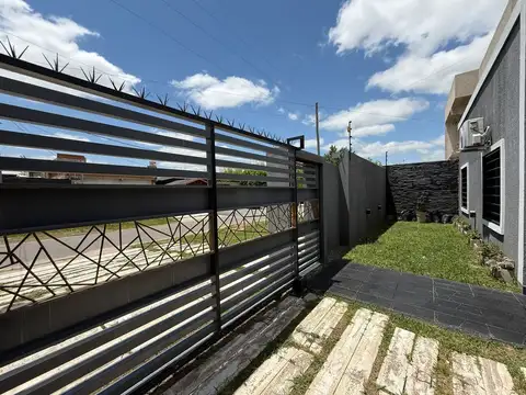 Casa 2 ambientes con 1 baño