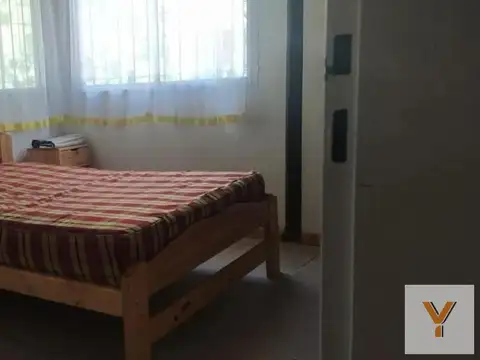 Casa 2 ambientes con 1 baño