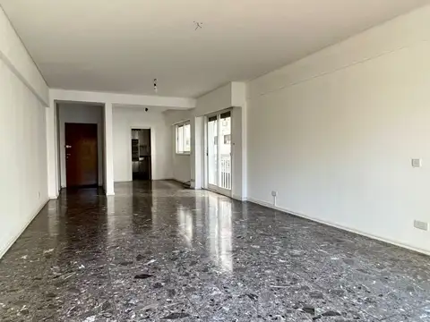 Departamento en Alquiler de 4 ambientes
