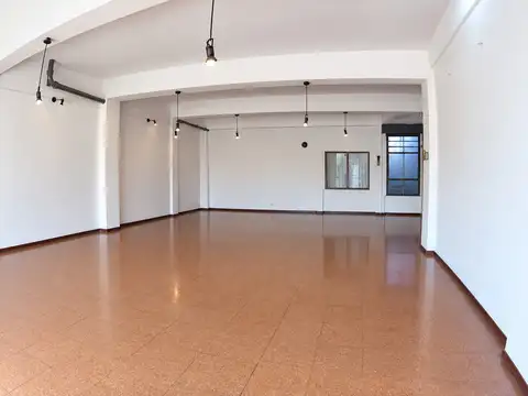 Local en Venta en Castelar Sur, USD 130.000