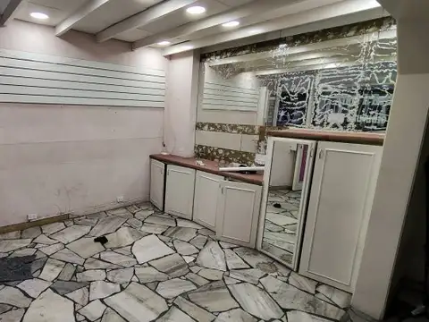 Local en venta- Castelar centro