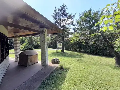 VENTA CASA 5 AMBIENTES EN PONTEVEDRA