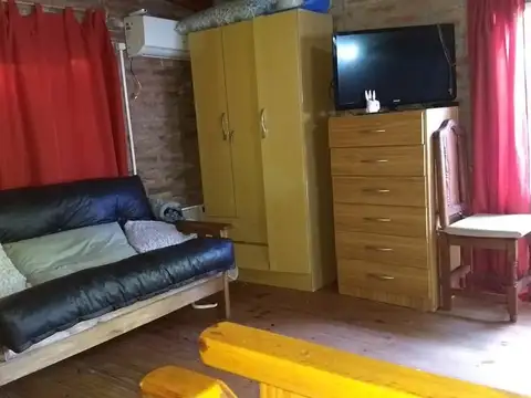 Casa 2 ambientes con 1 baño