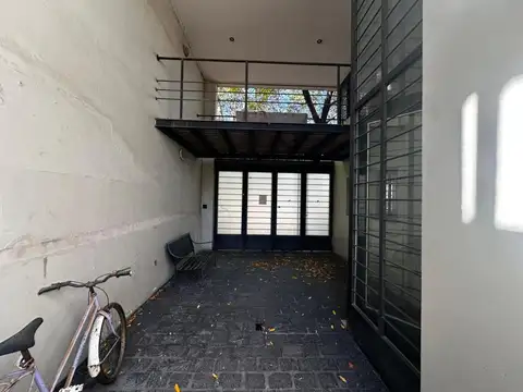 Casa 4 ambientes con 5 baños