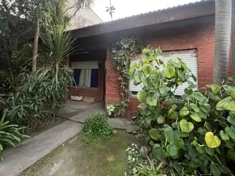 CASA 4 AMBIENTES  ALQUILER BOSQUES FLORENIO VARELA
